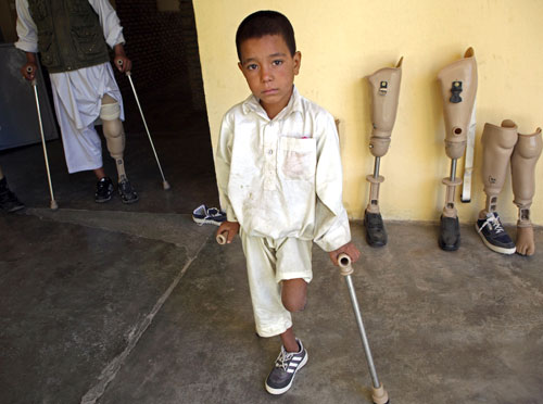 غالبية ضحايا الألغام في أفغانستان من الأطفال