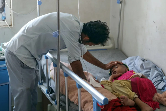 قد يموت أكثر من 3000 طفل يمني بسبب السرطان بسبب الحصار السعودي