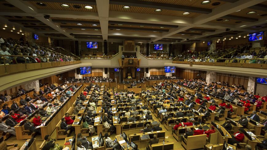 برلمان جنوب إفريقيا يصوت على تخفيض مستوى العلاقات الدبلوماسية مع إسرائيل