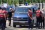 الشرطة الألبانية تشدد الإجراءات الأمنية وتفتيش مجمع جماعة مجاهدي خلق الإرهابية
