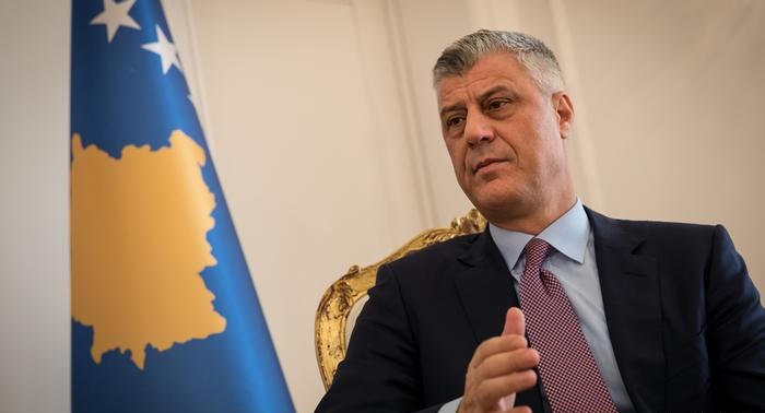 رئيس كوسوفو هاشم ثاتشي رهن الاحتجاز في لاهاي لمحاكمته بتهم ارتكاب جرائم حرب
